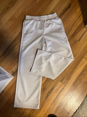 Yogalicious Cream Straight-Leg Sweatpants